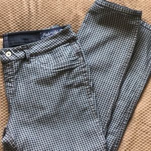 Fade To Blue Reservable Jeans